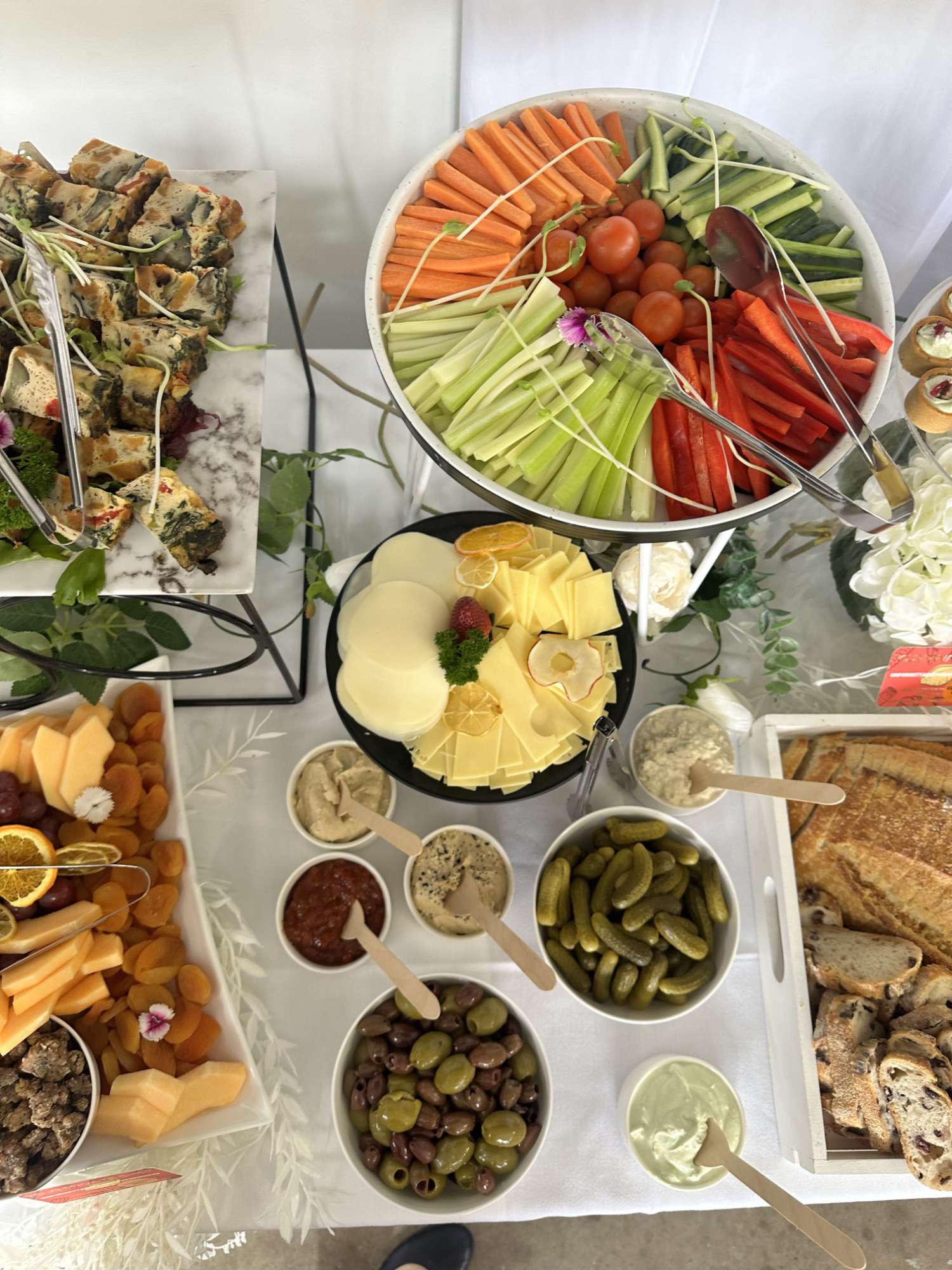 Discover Outstanding Christmas Catering Melbourne Services