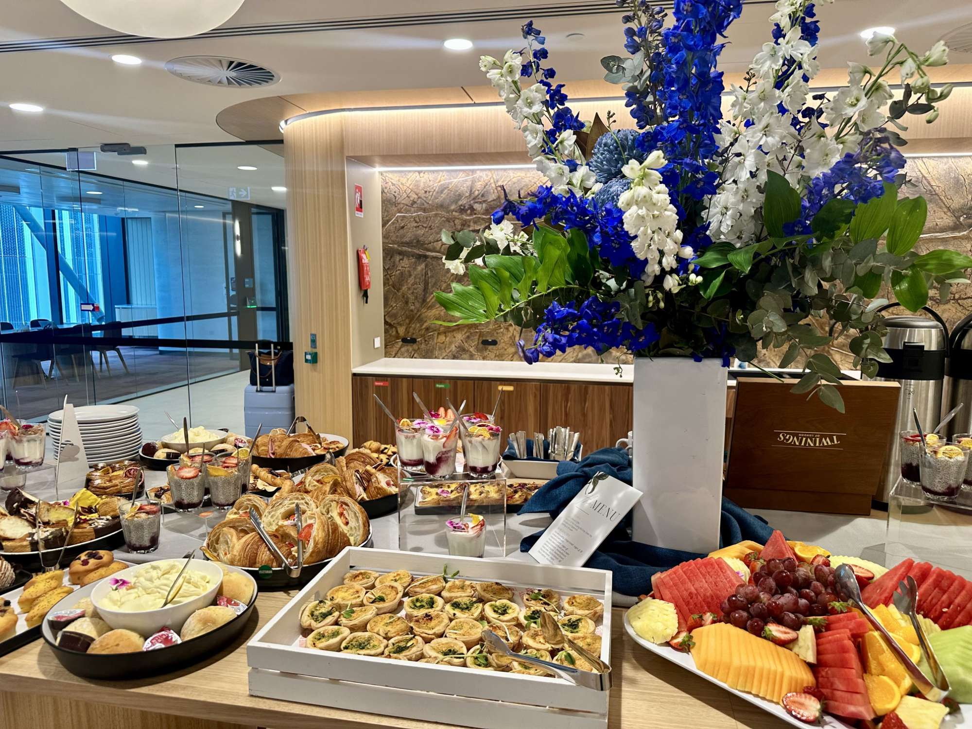 How to Secure Perfect Catering on Christmas Day